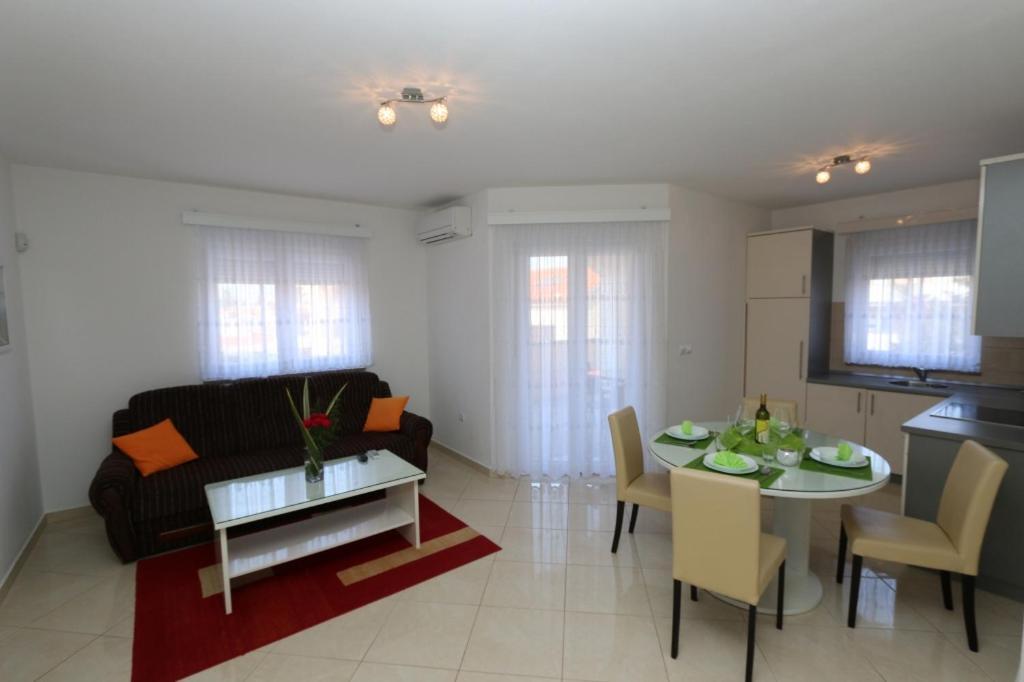 Guesthouse ميدولين المظهر الخارجي الصورة