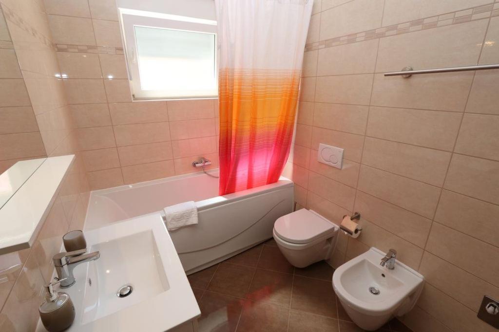 Guesthouse ميدولين المظهر الخارجي الصورة