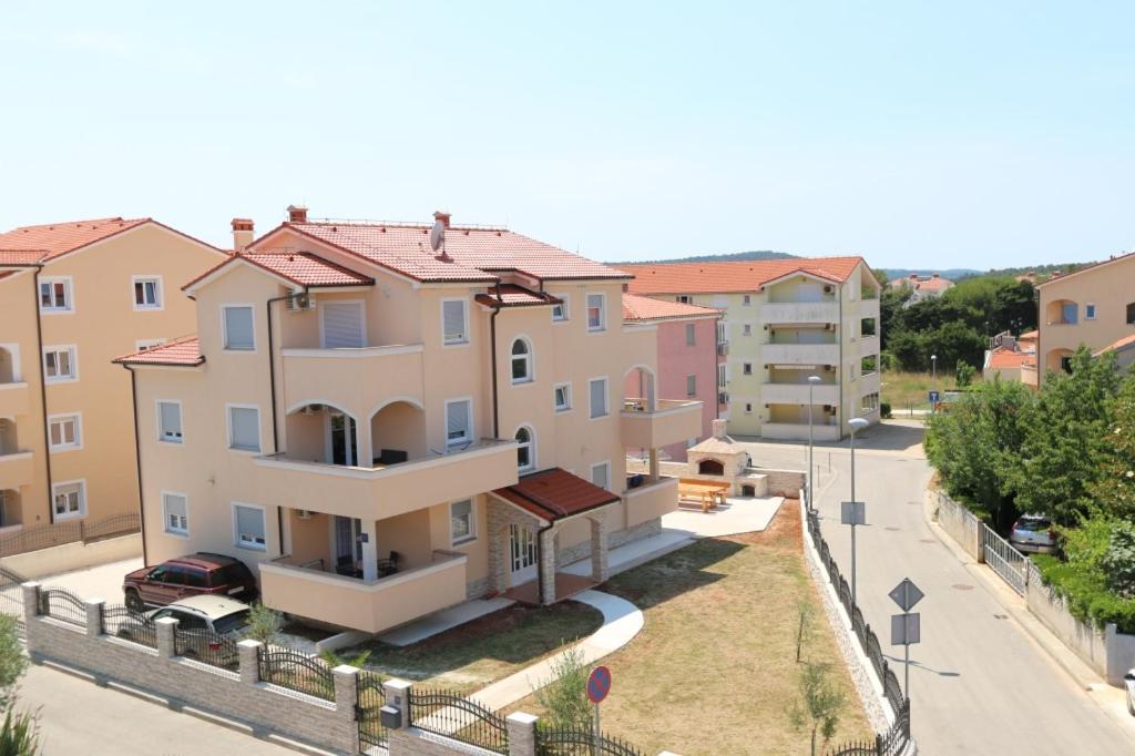 Guesthouse ميدولين المظهر الخارجي الصورة
