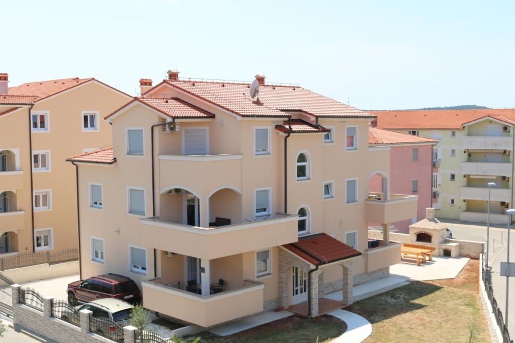 Guesthouse ميدولين المظهر الخارجي الصورة
