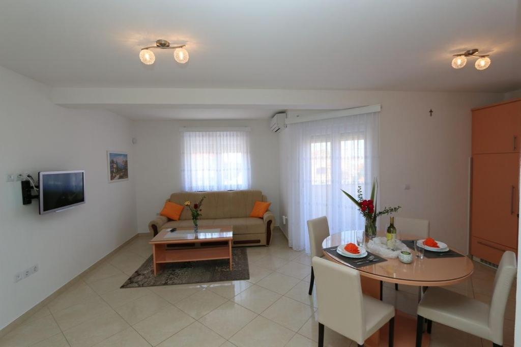 Guesthouse ميدولين المظهر الخارجي الصورة