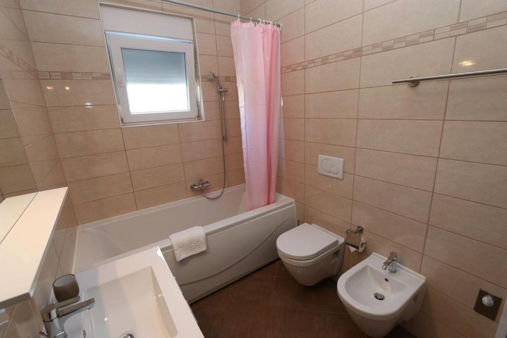 Guesthouse ميدولين المظهر الخارجي الصورة