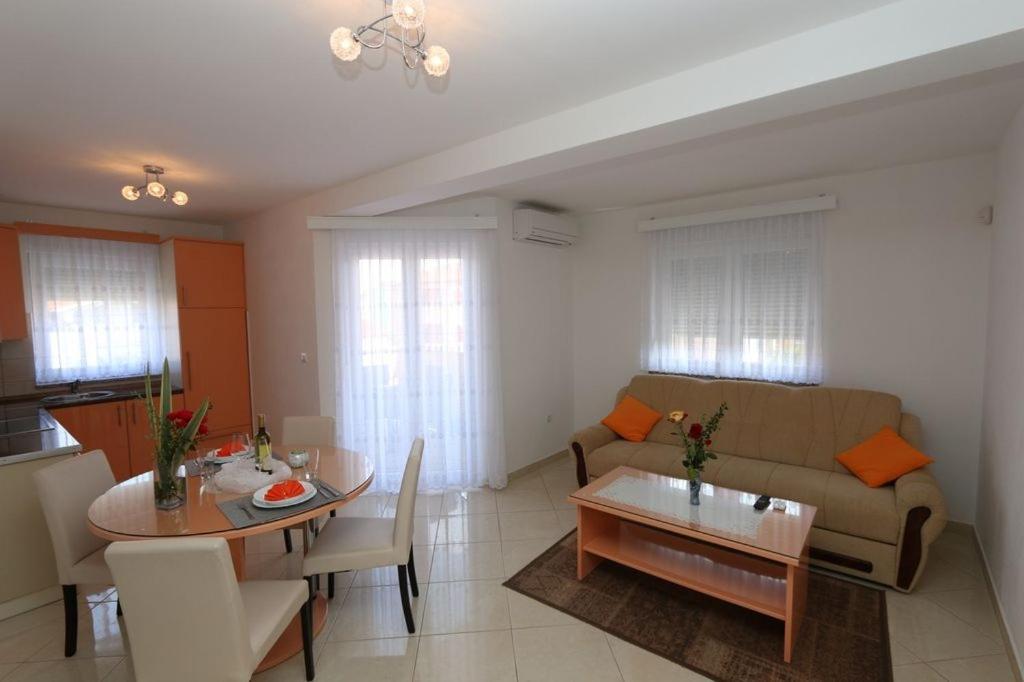 Guesthouse ميدولين المظهر الخارجي الصورة