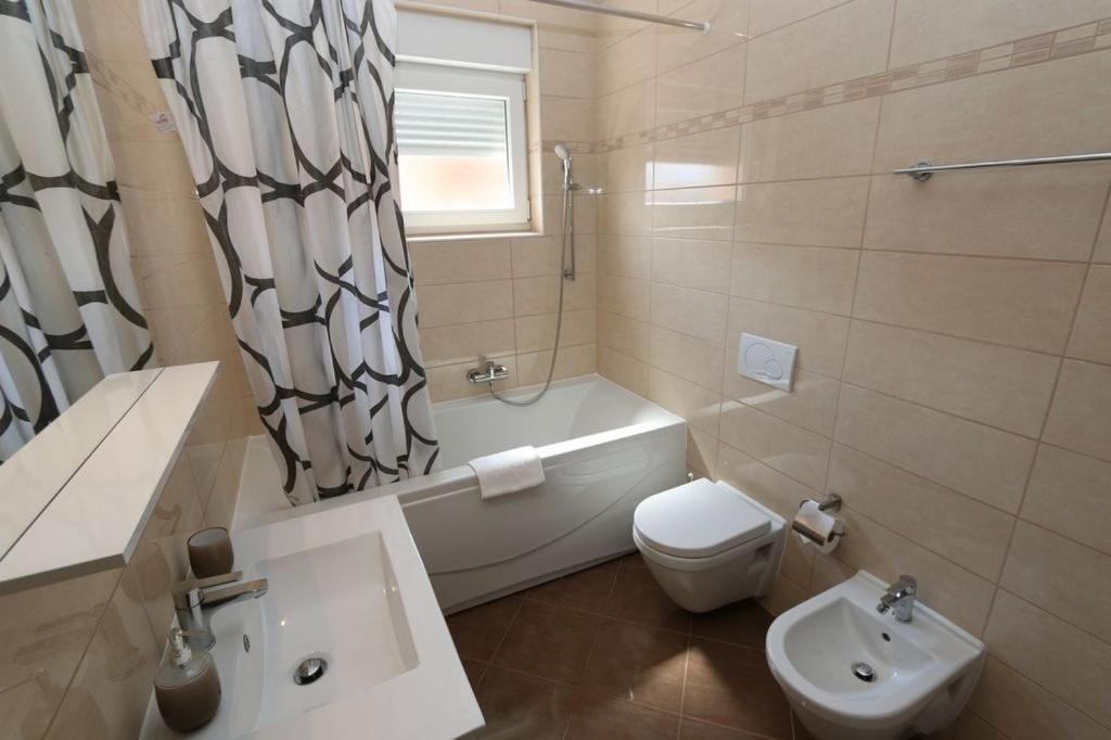 Guesthouse ميدولين المظهر الخارجي الصورة